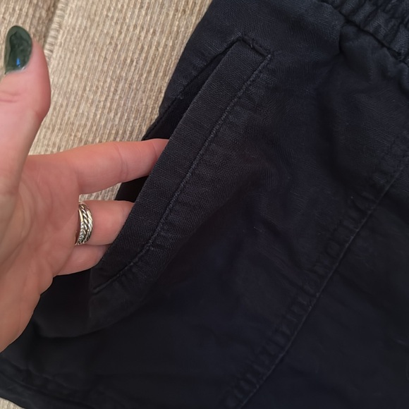 Gap black linen shorts - Picture 2 of 5